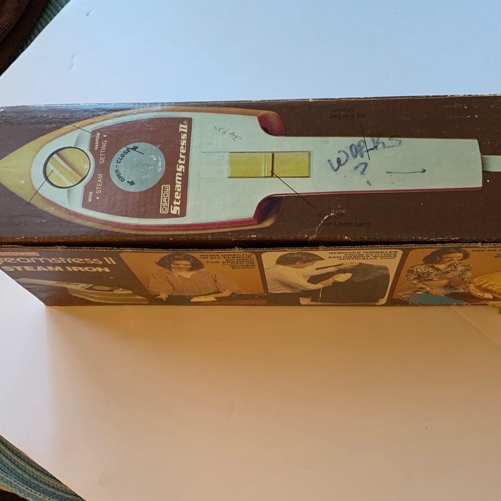 Vintage Osrow Steamstress II Handheld Steamer w/ Box & Manual - Works Well - Picture 6 of 9